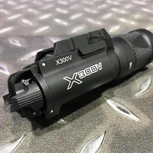 SOTAC X300V 風格 LED 爆閃戰術槍燈 手電筒 爆閃 槍燈 魚骨 下掛式槍燈 SD-005